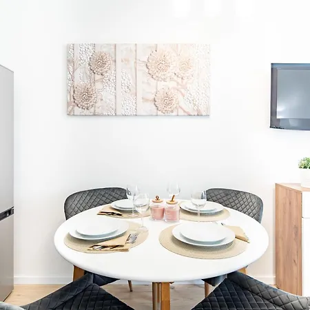Apartment - Cozy - New *